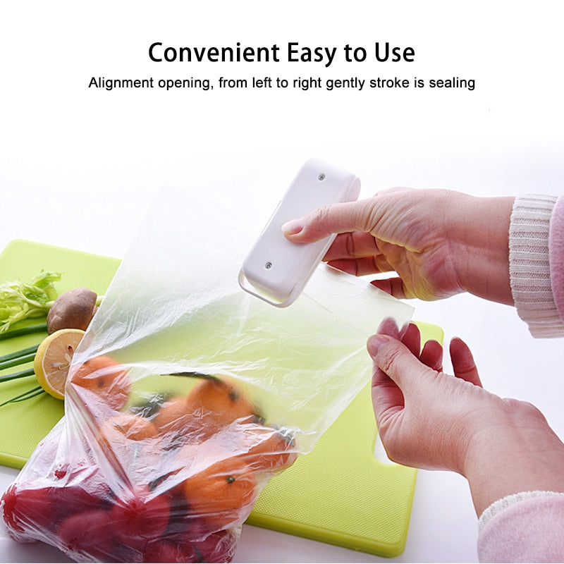 Mini Colorful Portable Handheld Household Electronic Mini Heat Sealing Machine Plastic Food Snacks Bag Packing Sealer Tools